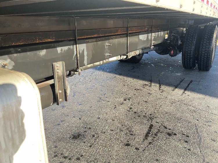 Used 2017 Hino 268A - photo 7