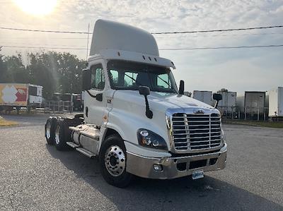 Used 2018 Freightliner Cascadia Detroit DD13 Semi Truck for sale #175561 - photo 1