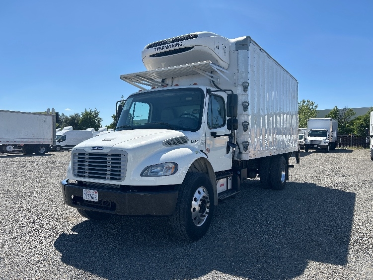 Used 2018 Freightliner M2 - photo 5