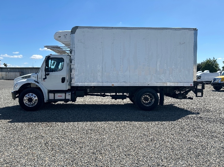 Used 2018 Freightliner M2 - photo 6