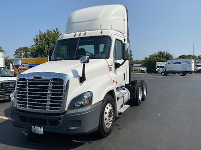 Used 2018 Freightliner Cascadia Detroit DD13 Semi Truck for sale #176536 - photo 1