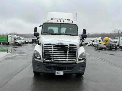 Used 2018 Freightliner Cascadia Detroit DD13 Semi Truck for sale #177249 - photo 2