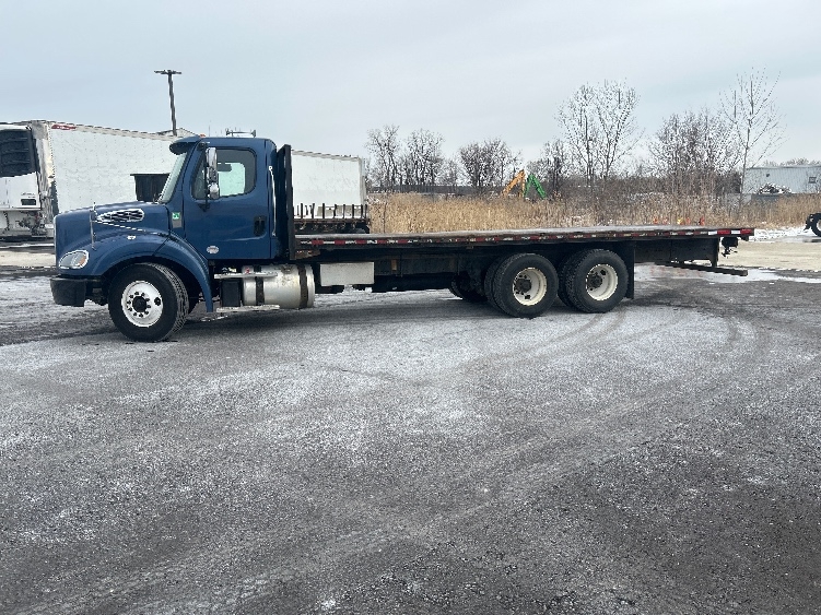 Used 2018 Freightliner M2 112 - photo 6