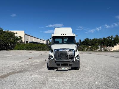 Used 2017 Freightliner Cascadia Detroit DD13 Semi Truck for sale #181477 - photo 2