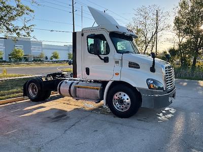 Used 2017 Freightliner Cascadia Detroit DD13 Semi Truck for sale #181479 - photo 1