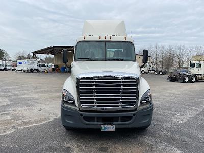 Used 2018 Freightliner Cascadia Detroit DD13 Semi Truck for sale #181924 - photo 2