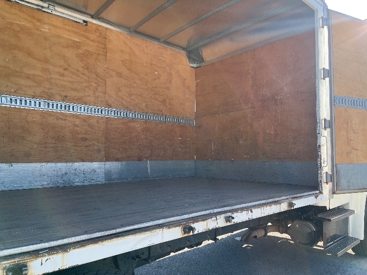 Used 2018 Freightliner M2 106 - photo 30