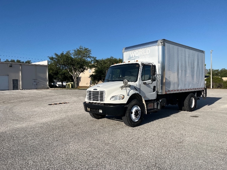 Used 2018 Freightliner M2 106 - photo 5