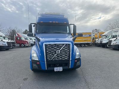 Used 2023 Volvo VNL - photo 1