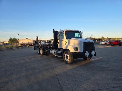 Used 2017 Freightliner 114SD Conventional Cab Flatbed Truck for sale #184565 - photo 1