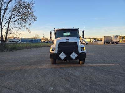 Used 2017 Freightliner 114SD Conventional Cab Flatbed Truck for sale #184565 - photo 2