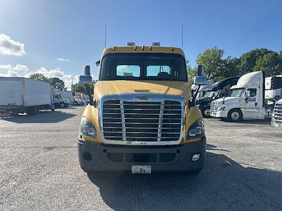 Used 2018 Freightliner Cascadia Detroit DD13 Semi Truck for sale #184595 - photo 2
