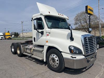 Used 2018 Freightliner Cascadia Detroit DD15AT Semi Truck for sale #184903 - photo 1