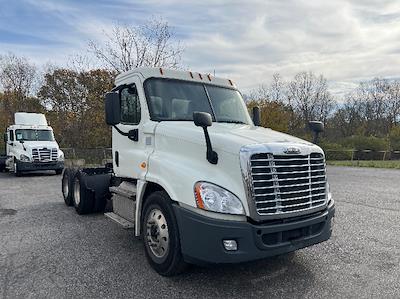 Used 2018 Freightliner Cascadia Detroit DD15AT Semi Truck for sale #184959 - photo 1