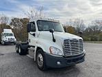 Used 2018 Freightliner Cascadia Detroit DD15AT Semi Truck for sale #184959 - photo 1
