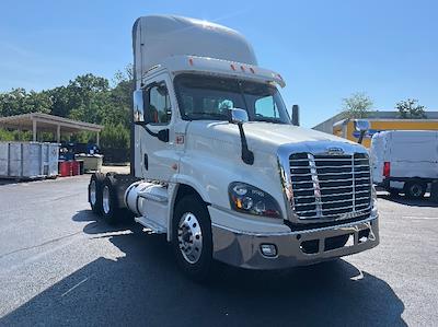 Used 2018 Freightliner Cascadia Detroit DD13 Semi Truck for sale #185153 - photo 1