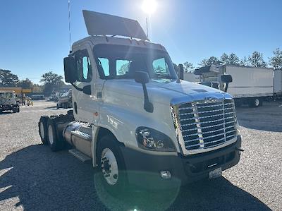 Used 2018 Freightliner Cascadia Detroit DD13 Semi Truck for sale #185205 - photo 1