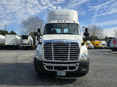 Used 2018 Freightliner Cascadia Detroit DD13 Semi Truck for sale #185826 - photo 2