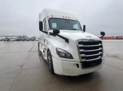 Used 2023 Freightliner Cascadia Detroit DD15AT Semi Truck with Sleeper Cab for sale #185882 - photo 1