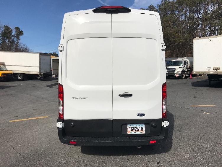 Used 2022 Ford Transit 250 - photo 9