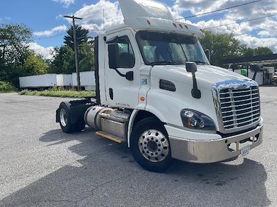Used 2017 Freightliner Cascadia Detroit DD13 Semi Truck for sale #187093 - photo 1