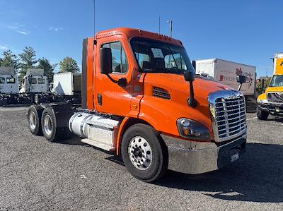 Used 2018 Freightliner Cascadia Detroit DD13 Semi Truck for sale #187291 - photo 1