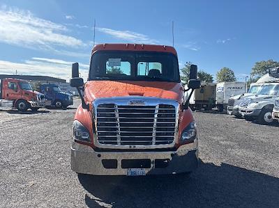 Used 2018 Freightliner Cascadia Detroit DD13 Semi Truck for sale #187291 - photo 2