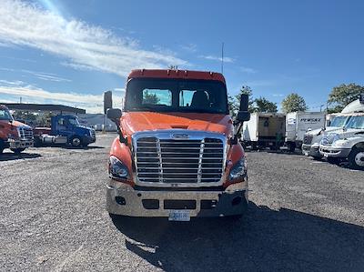 Used 2018 Freightliner Cascadia Detroit DD13 Semi Truck for sale #187292 - photo 2