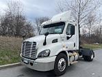 Used 2017 Freightliner Cascadia Detroit DD13 Semi Truck for sale #187694 - photo 3