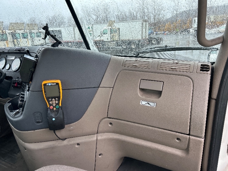 Used 2017 Freightliner Cascadia - photo 15