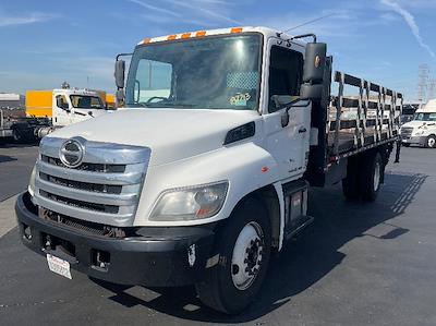 Used 2018 Hino 268A - photo 1