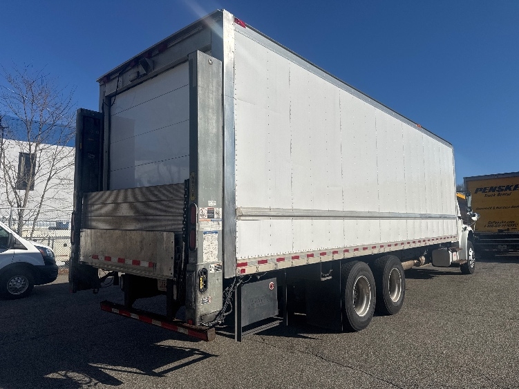 Used 2017 Freightliner M2 106 - photo 15