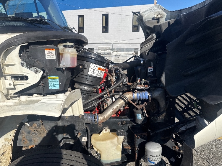 Used 2017 Freightliner M2 106 - photo 25