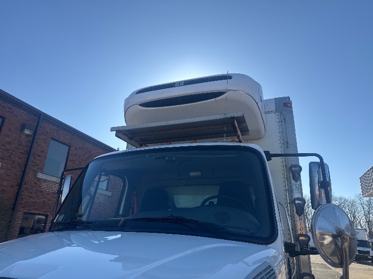 Used 2017 Freightliner M2 106 - photo 27