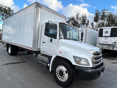 Used 2018 Hino 268A - photo 1