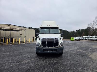 Used 2017 Freightliner Cascadia Detroit DD13 Semi Truck for sale #187839 - photo 2