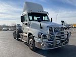 Used 2017 Freightliner Cascadia Detroit DD13 Semi Truck for sale #188352 - photo 1
