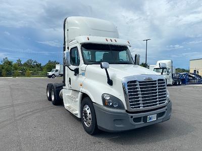 Used 2018 Freightliner Cascadia Detroit DD15AT Semi Truck for sale #188528 - photo 1