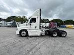 Used 2018 Freightliner Cascadia Detroit DD15AT Semi Truck for sale #188530 - photo 4