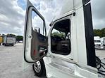 Used 2018 Freightliner Cascadia Detroit DD15AT Semi Truck for sale #188530 - photo 9