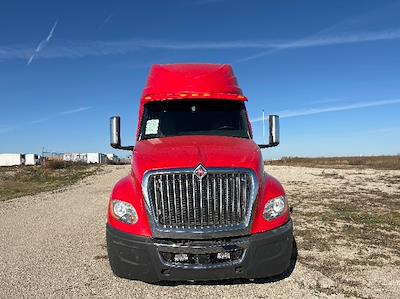 Used 2018 International LT Cummins X15 Semi Truck for sale #188985 - photo 2