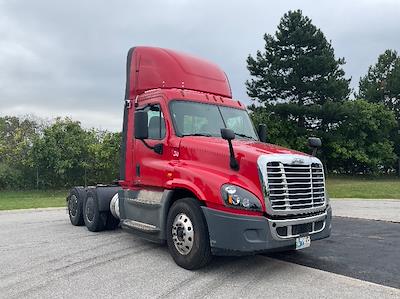 Used 2018 Freightliner Cascadia Detroit DD15AT Semi Truck for sale #189103 - photo 1