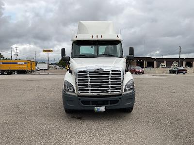 Used 2018 Freightliner Cascadia Detroit DD13 Semi Truck for sale #189236 - photo 2