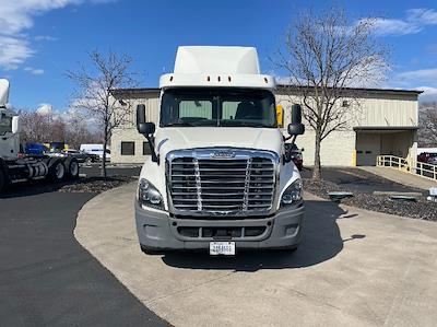Used 2018 Freightliner Cascadia - photo 1