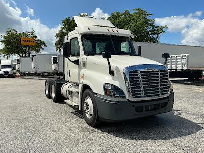 Used 2018 Freightliner Cascadia Detroit DD13 Semi Truck for sale #189282 - photo 1