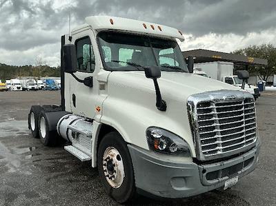 Used 2018 Freightliner Cascadia - photo 1
