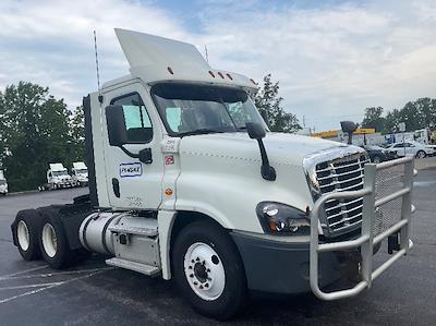 Used 2018 Freightliner Cascadia Detroit DD13 Semi Truck for sale #189299 - photo 1