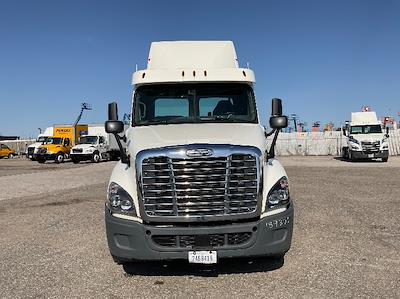 Used 2018 Freightliner Cascadia Detroit DD13 Semi Truck for sale #189321 - photo 2