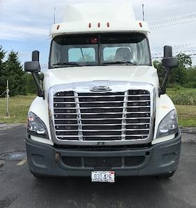 Used 2018 Freightliner Cascadia Detroit DD13 Semi Truck for sale #189457 - photo 2