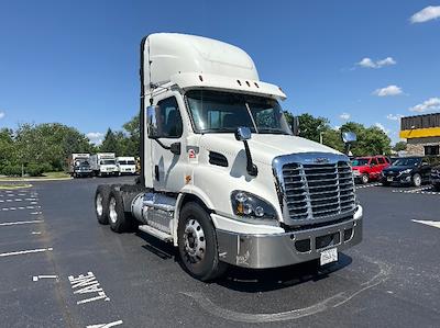 Used 2018 Freightliner Cascadia Detroit DD13 Semi Truck for sale #189912 - photo 1